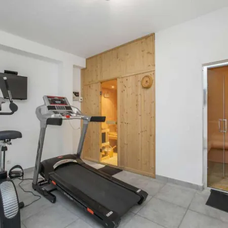 Beautiful Algarve 5 Bedrooms Pilar Amazing & Sea Views البوفيرا