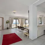 Willa Beautiful Algarve 5 Bedrooms Pilar Amazing & Sea Views *