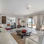Villa Beautiful Algarve 5 Bedrooms Pilar Amazing & Sea Views